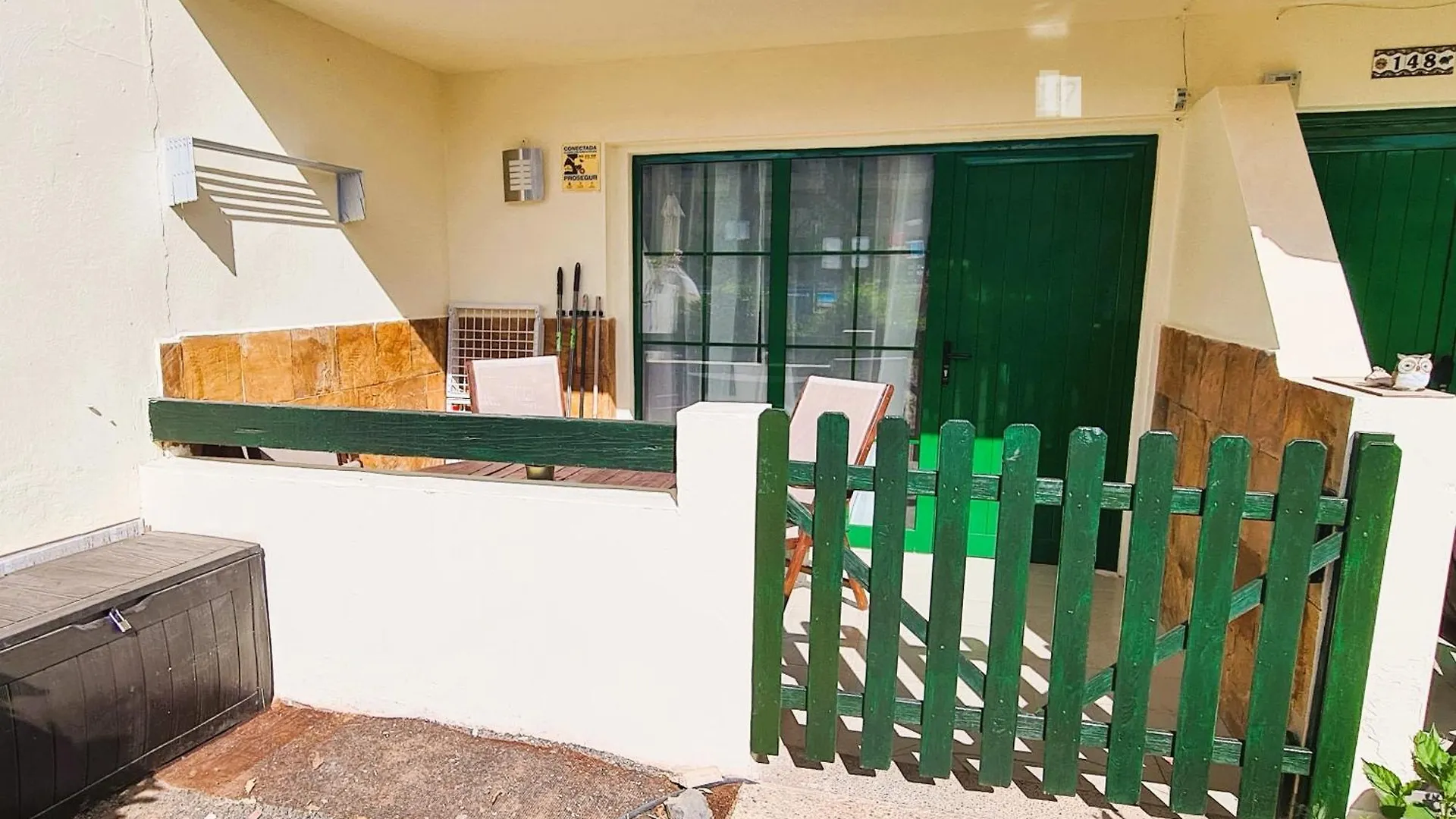 Sunny Bungalow With Pool View By Ocean Costa De Antigua Spain
